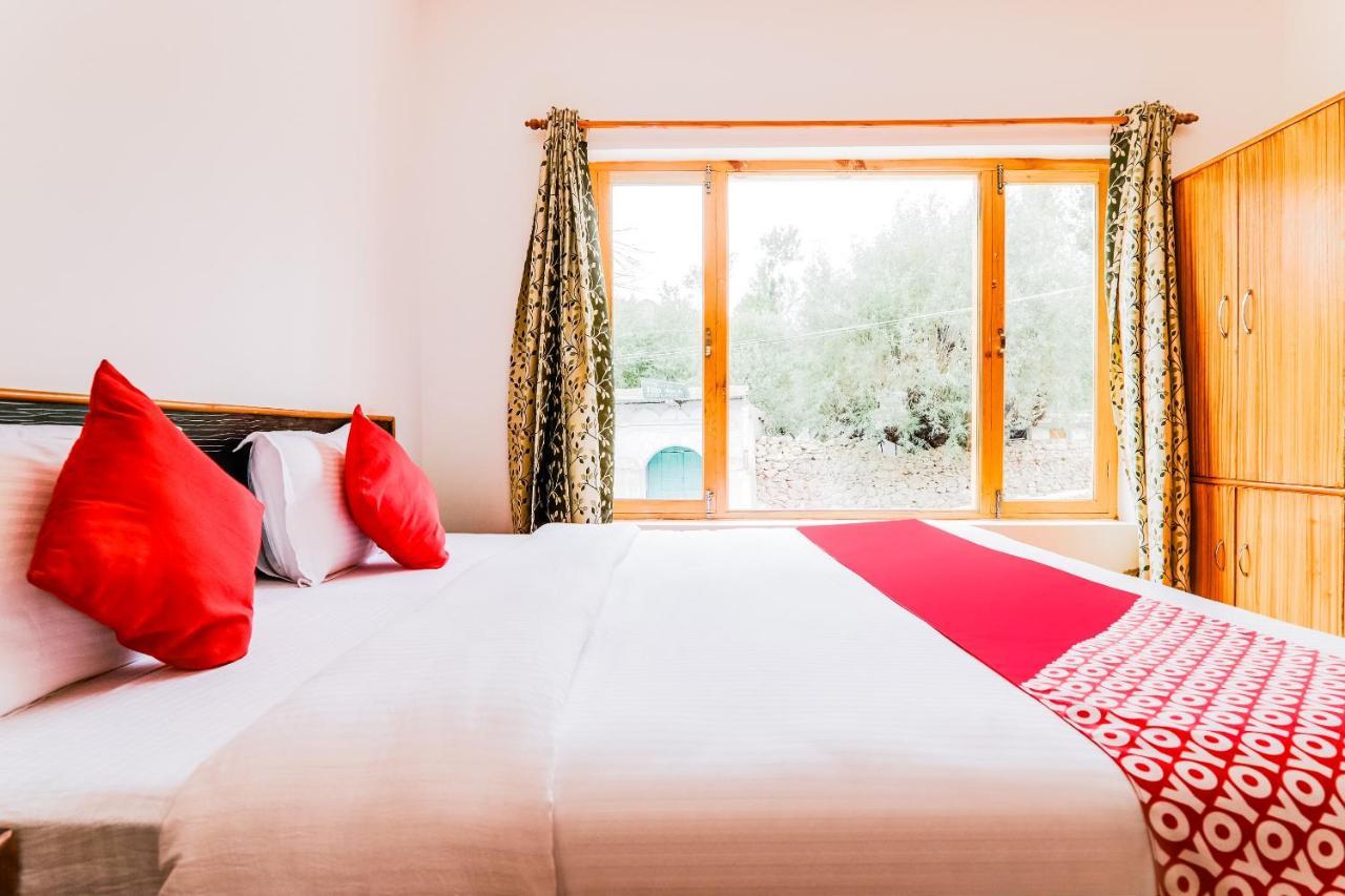 Oyo 72466 Hotel Yuvraj Shivpurī エクステリア 写真